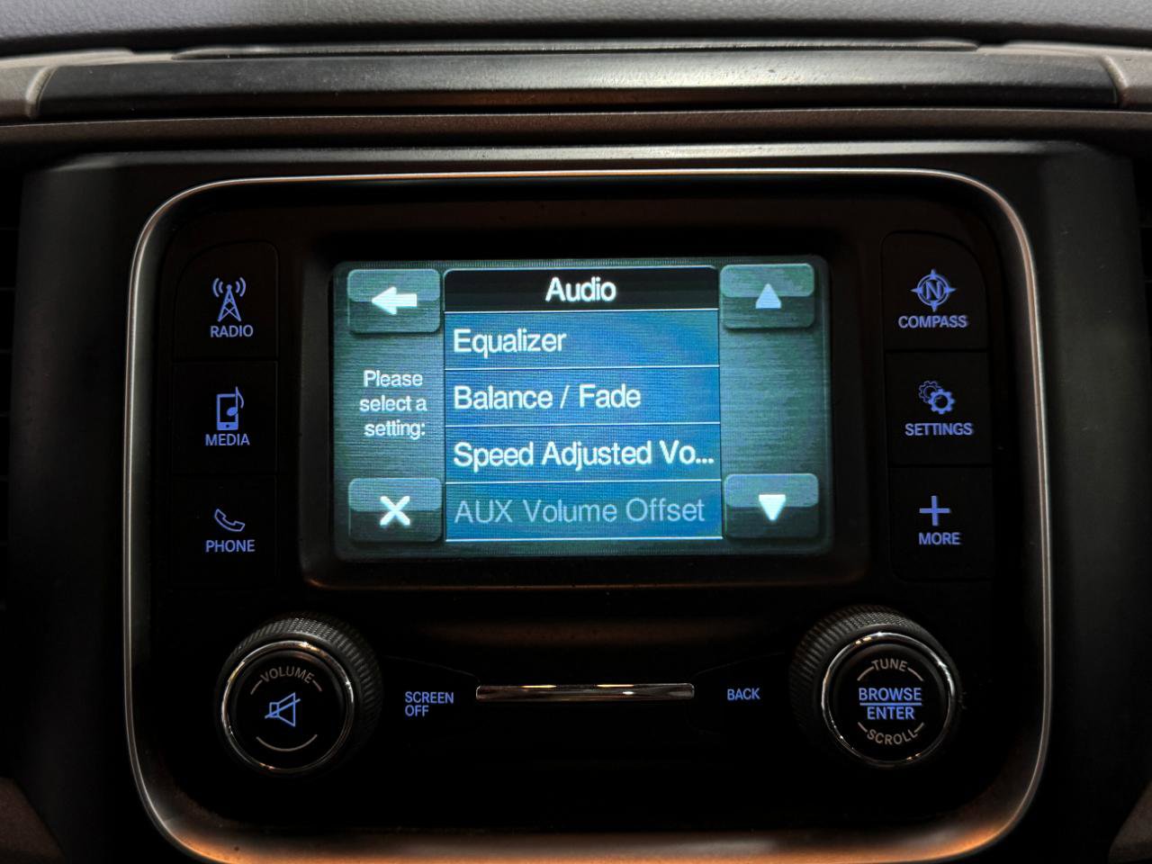 Used 2018 RAM 2500 Tradesman w/ Chrome Appearance Group image 27