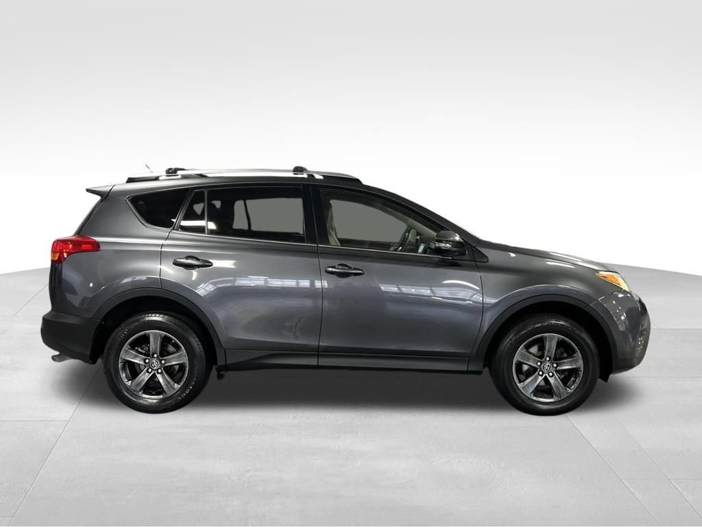 Used 2015 Toyota RAV4 XLE AWD/4WD image 6
