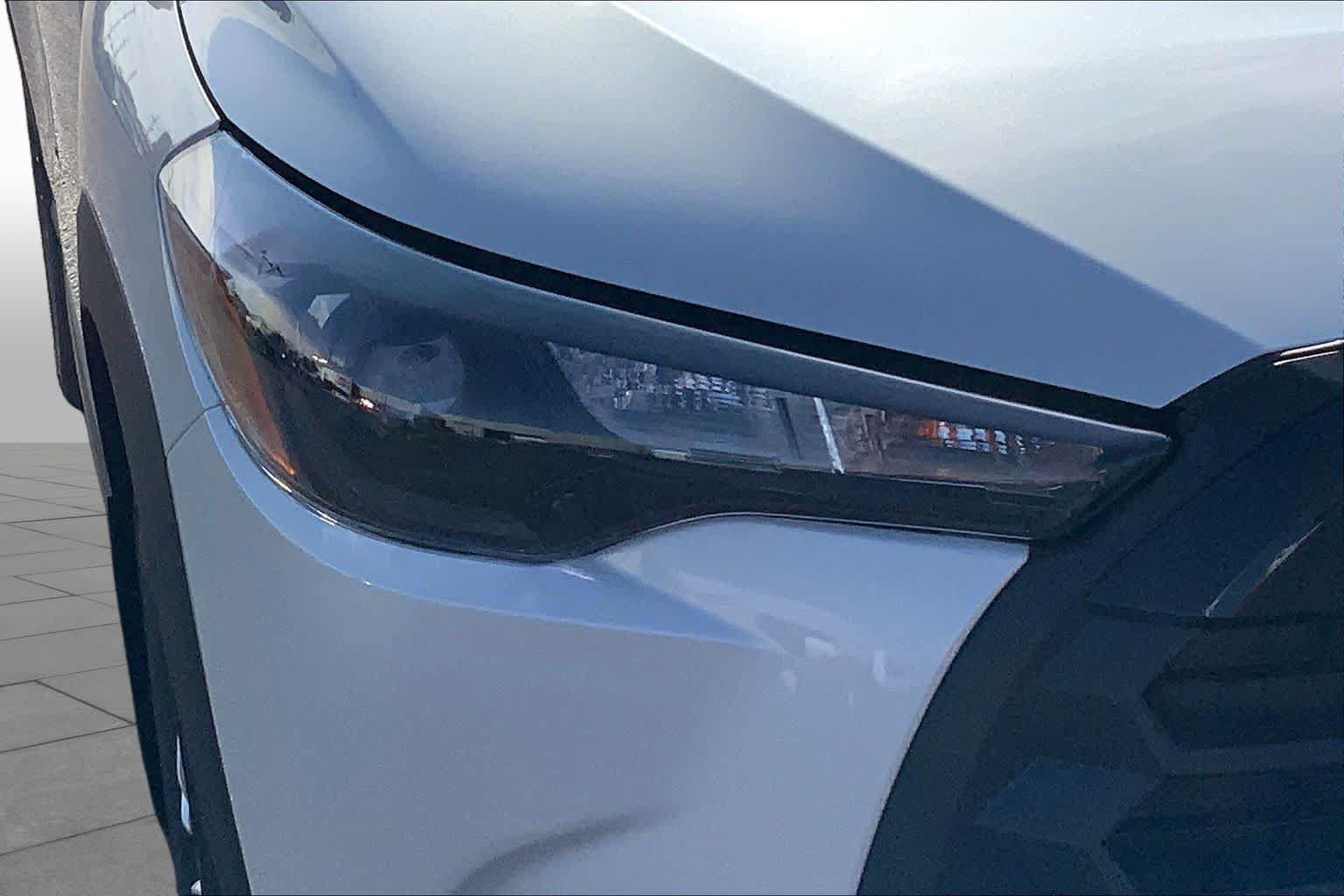 New 2026 Toyota Corolla Cross LE FWD image 13