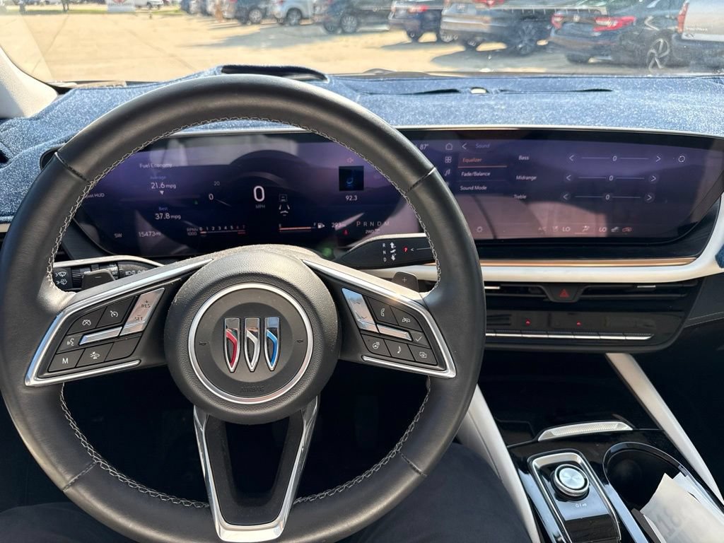 Used 2024 Buick Envision Avenir AWD/4WD image 19