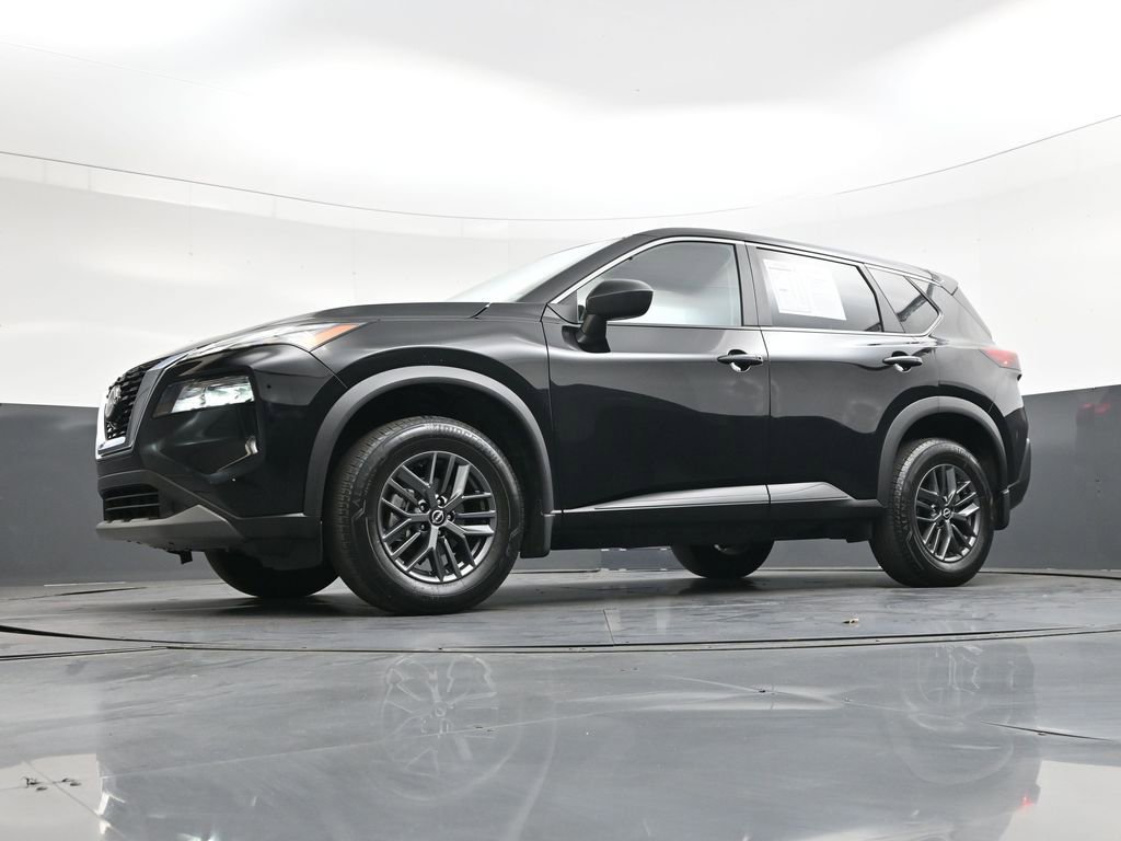 Used 2023 Nissan Rogue S FWD image 44