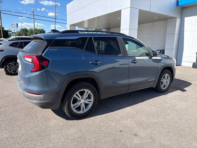 Used 2024 GMC Terrain SLE w/ Driver Convenience Package AWD/4WD image 14