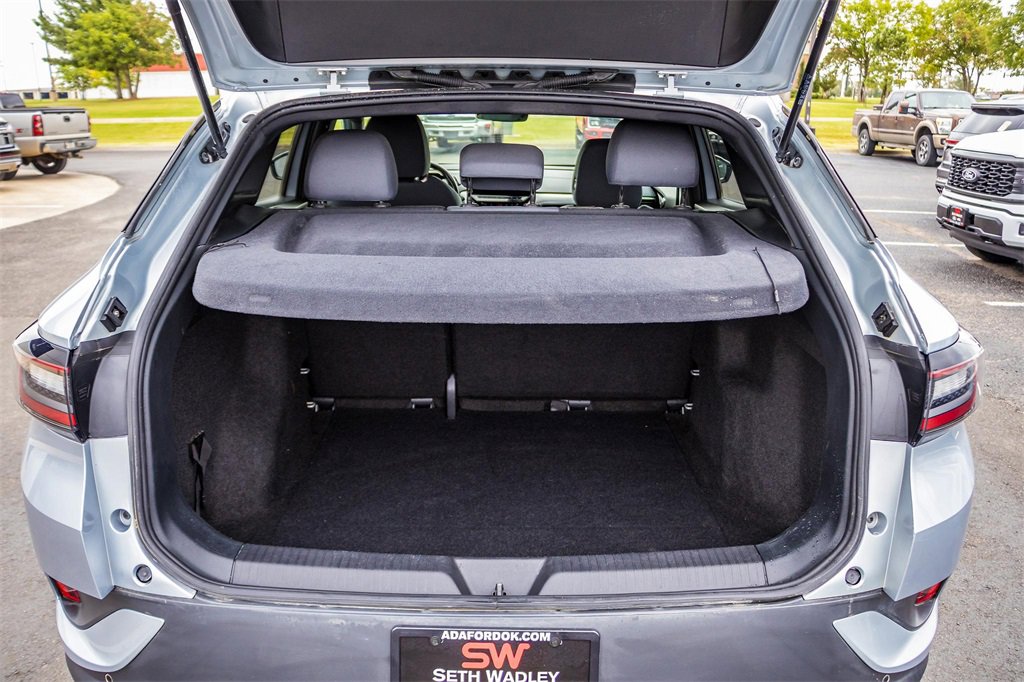 Used 2022 Volkswagen ID.4 Pro image 9