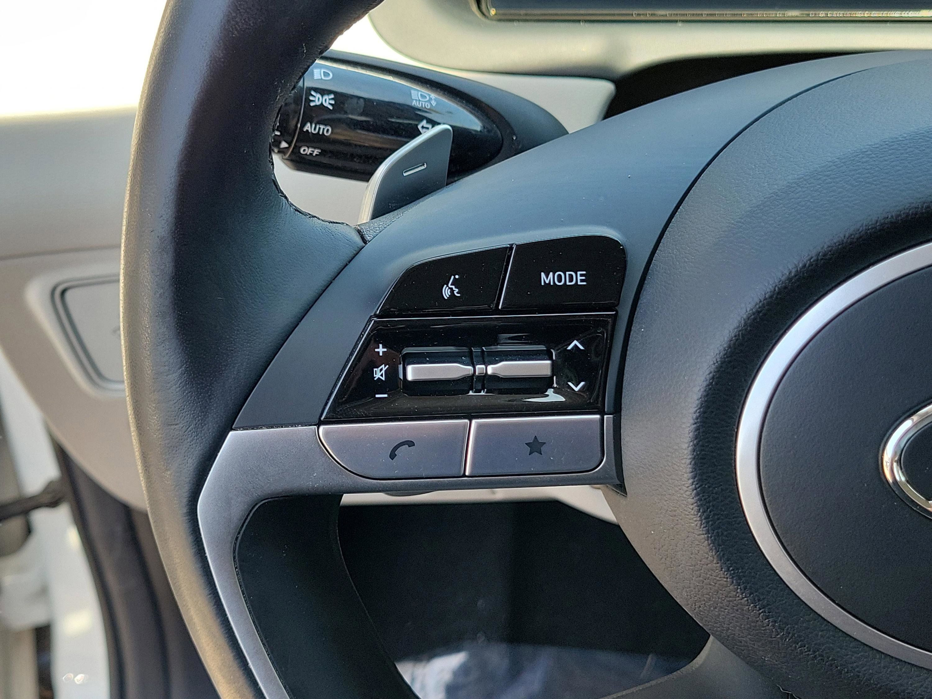 Certified 2023 Hyundai Tucson Limited AWD/4WD image 22