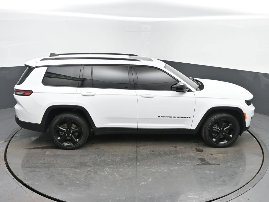 Used 2023 Jeep Grand Cherokee L Altitude image 45
