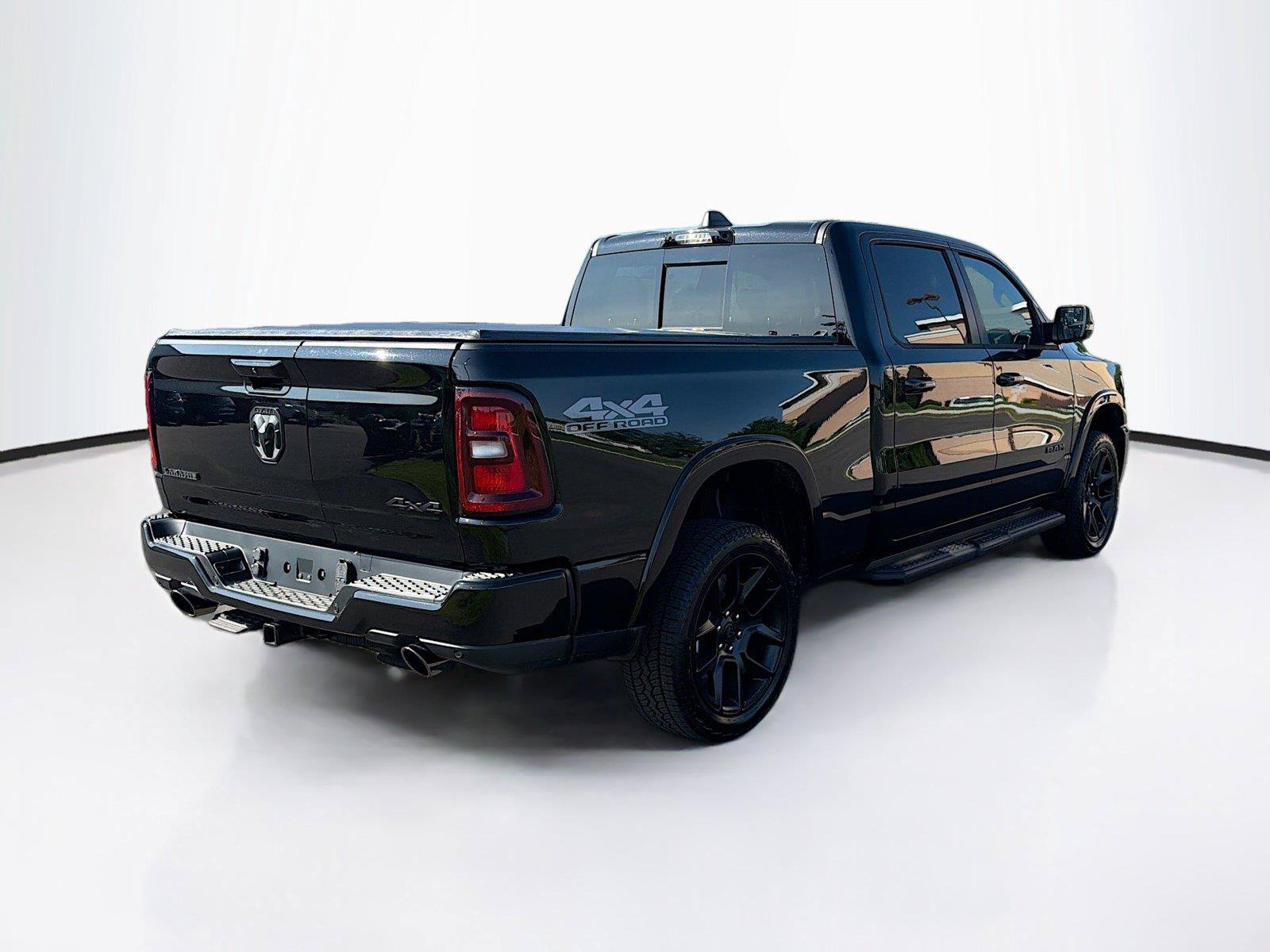 New 2026 RAM 1500 Laramie w/ Night Edition AWD/4WD image 11