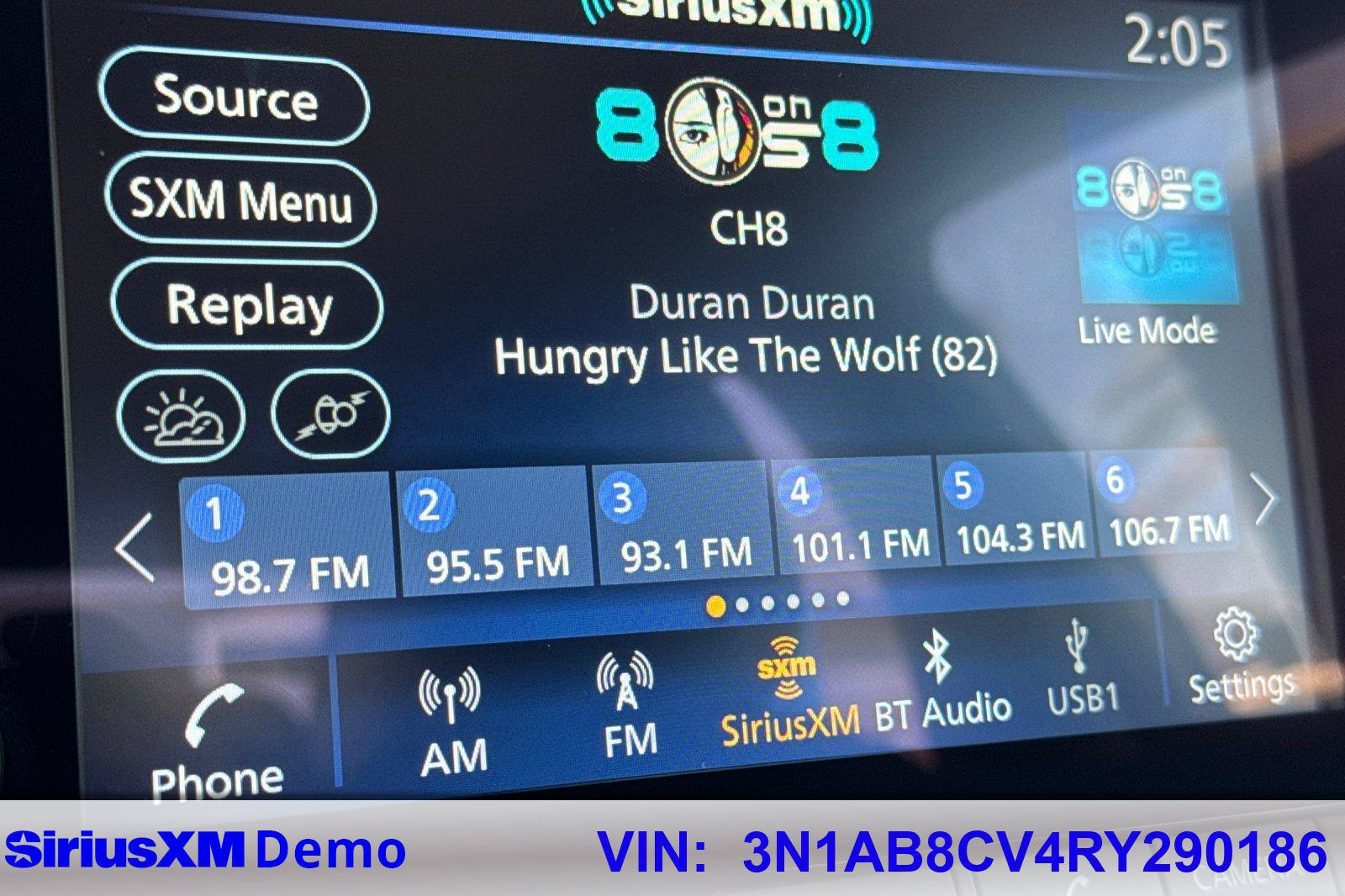 Used 2024 Nissan Sentra SV FWD image 31