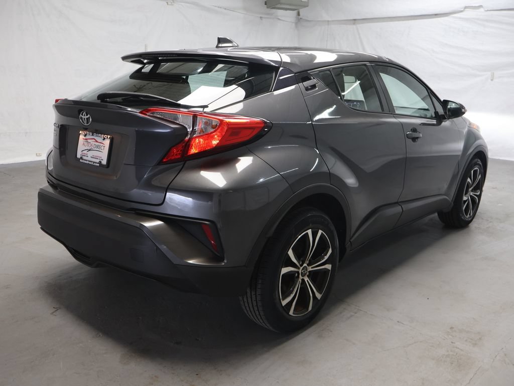 Used 2021 Toyota C-HR LE FWD image 7