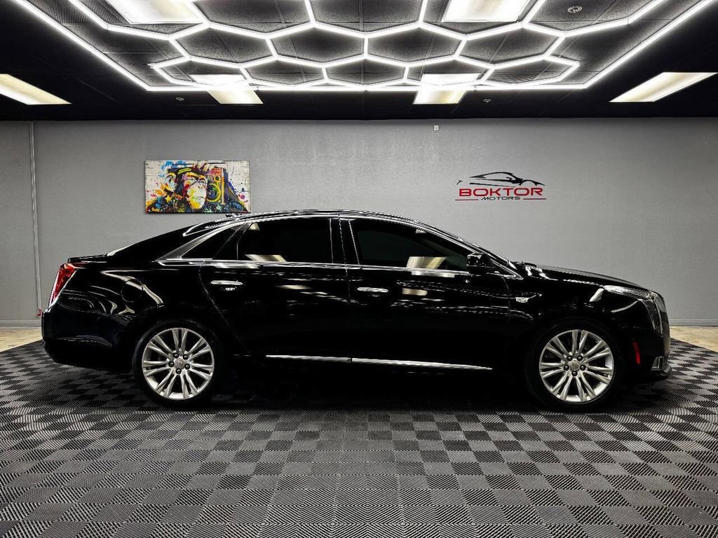 Used 2018 Cadillac XTS Luxury image 17