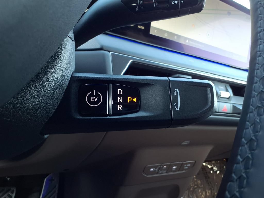 Certified 2024 Kia EV9 GT-Line AWD/4WD image 18