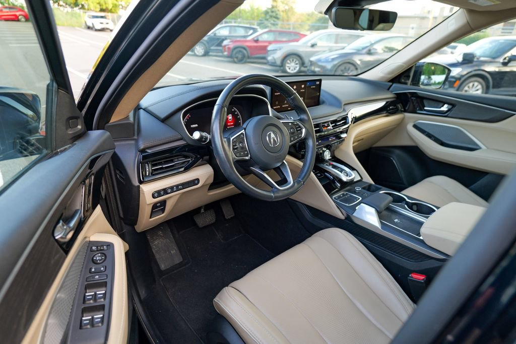 Used 2023 Acura MDX w/ Advance Package AWD/4WD image 16