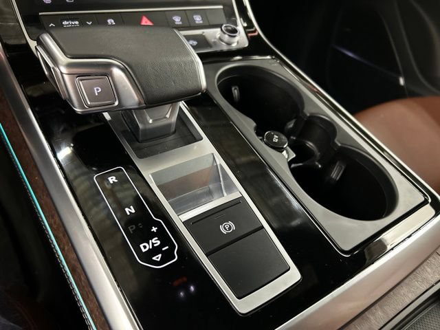 Used 2025 Audi Q7 2.0T Premium Plus w/ Premium Plus Package AWD/4WD image 19