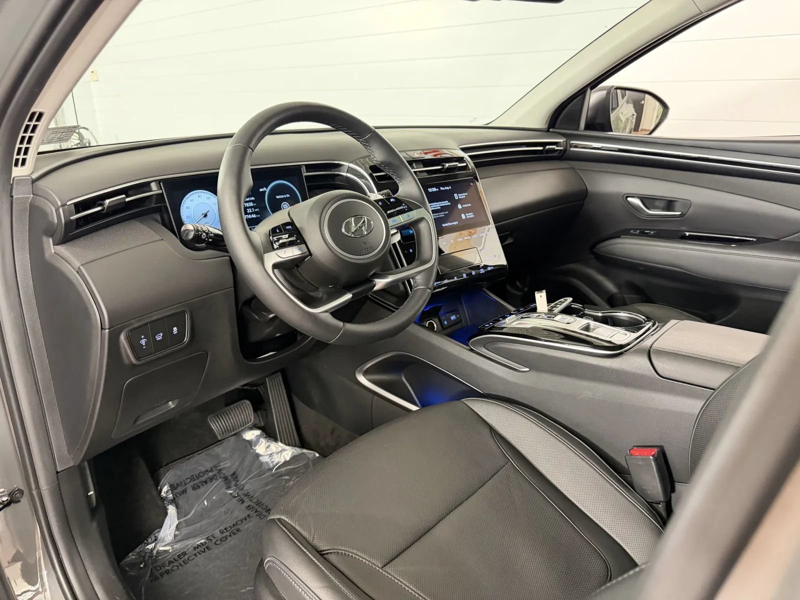 Used 2024 Hyundai Tucson Limited AWD/4WD image 11