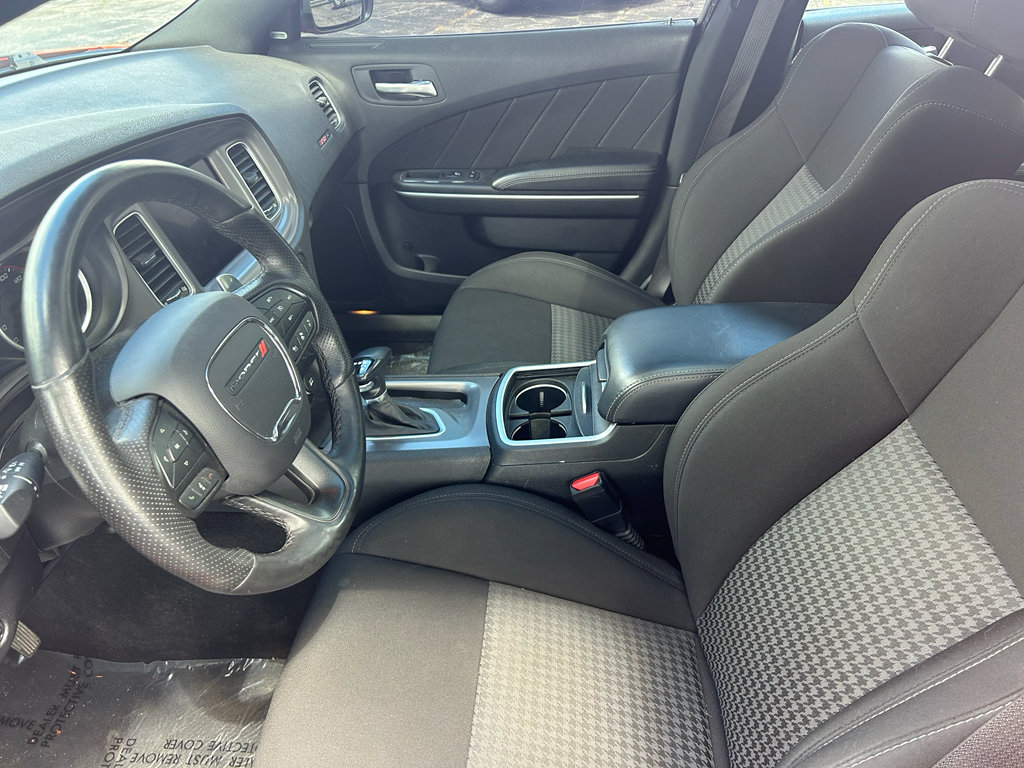 Used 2023 Dodge Charger Scat Pack w/ Technology Group RWD image 9