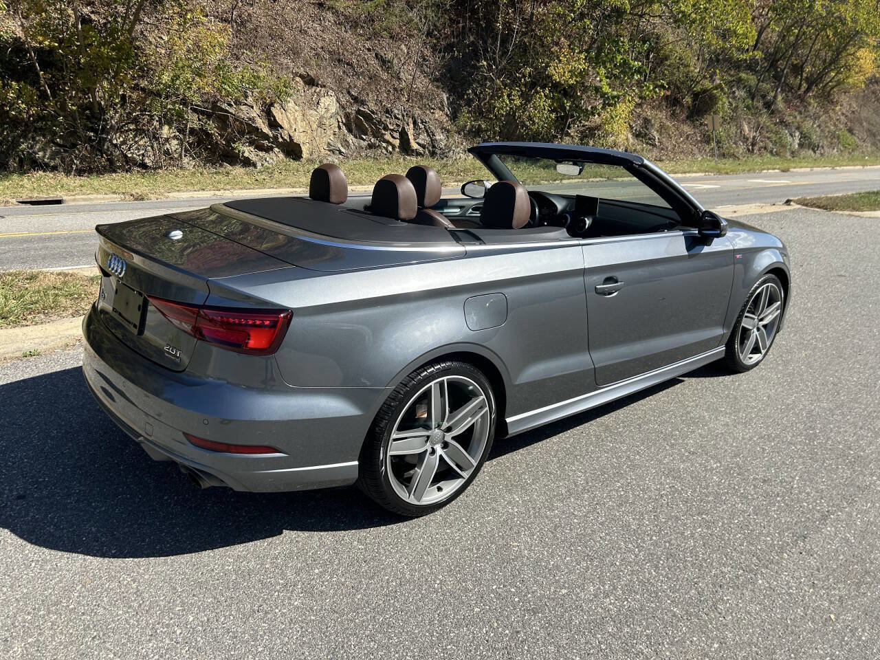 Used 2018 Audi A3 2.0T Premium Plus image 8