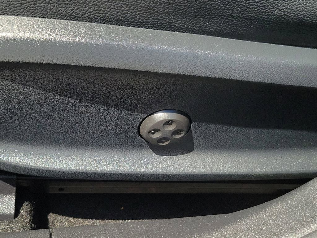 Used 2023 Mercedes-Benz CLA 250 image 18