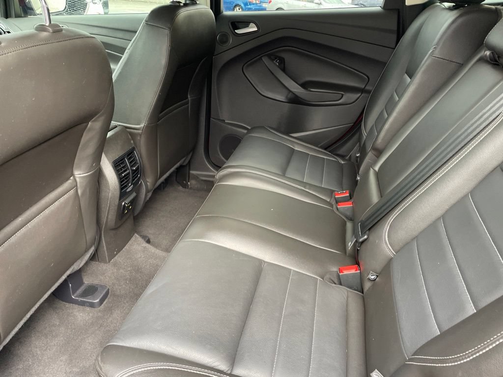 Used 2015 Ford Escape Titanium w/ Equipment Group 301A FWD image 17