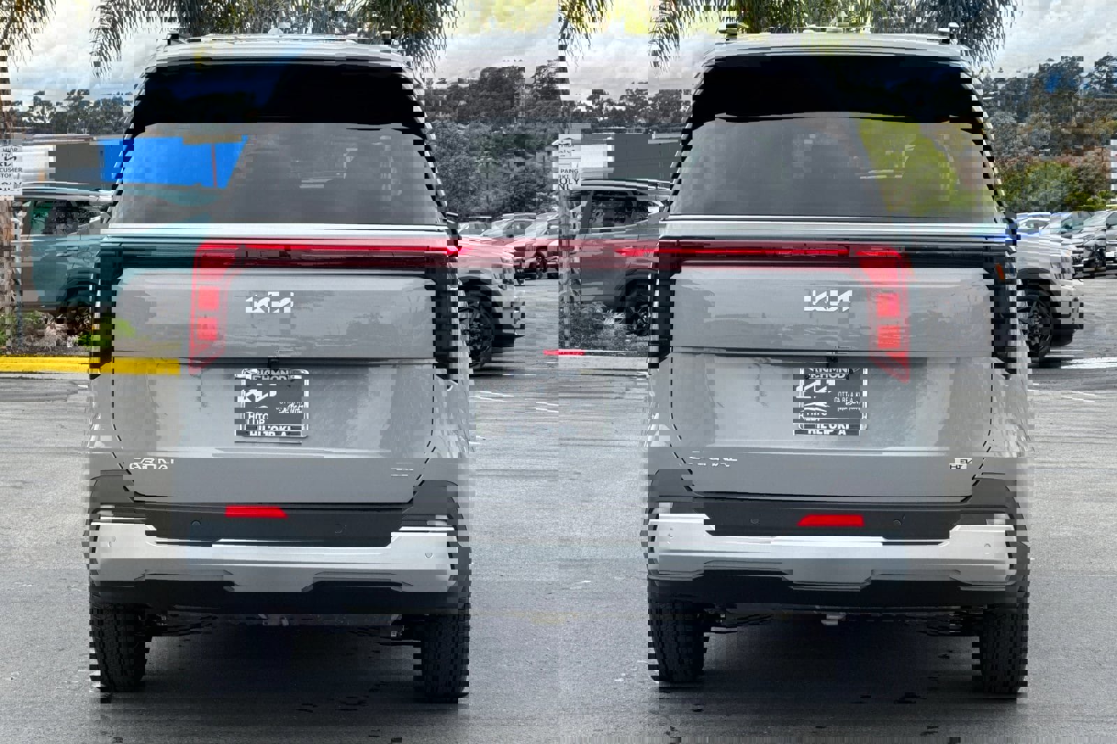 New 2026 Kia Carnival EX image 5