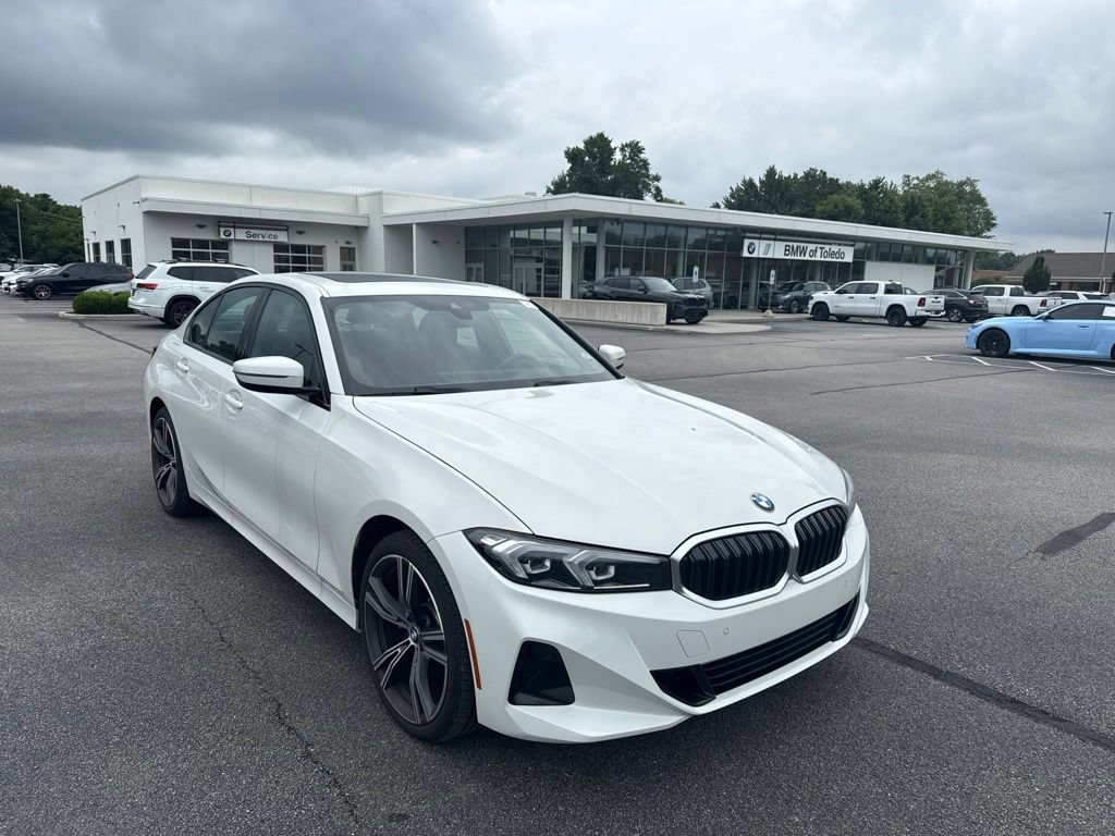 Used 2023 BMW 330i xDrive Sedan w/ Driving Assistance Package AWD/4WD 360° Tour
