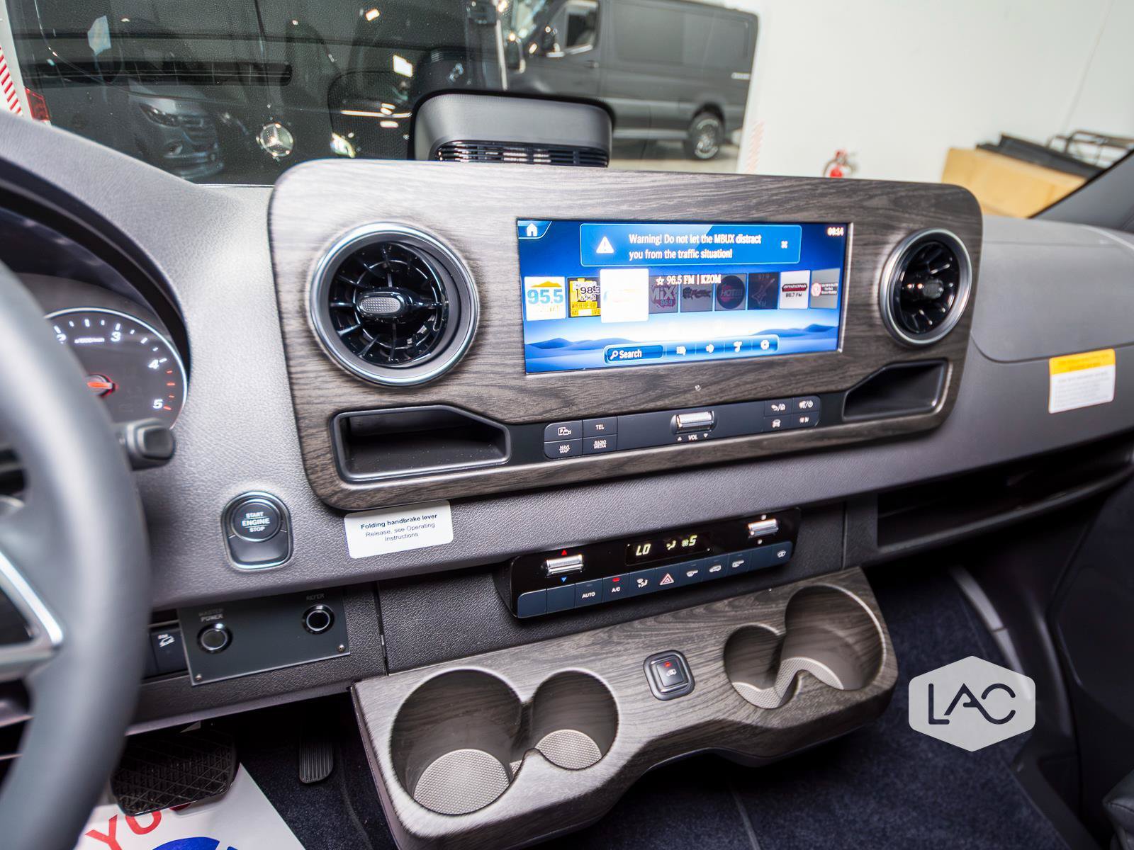 Used 2025 Mercedes-Benz Sprinter 2500 image 14