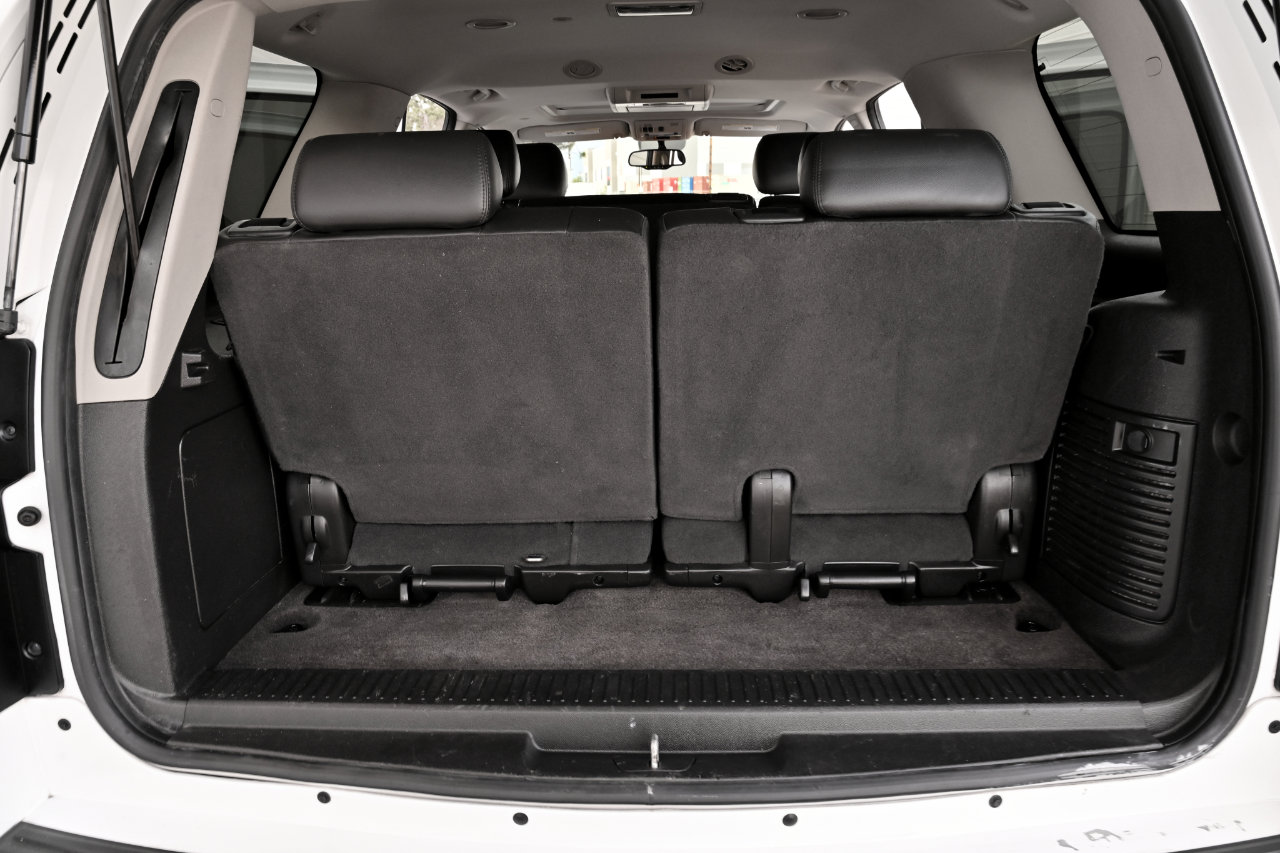 Used 2010 Chevrolet Tahoe LT w/ Luxury Package image 16