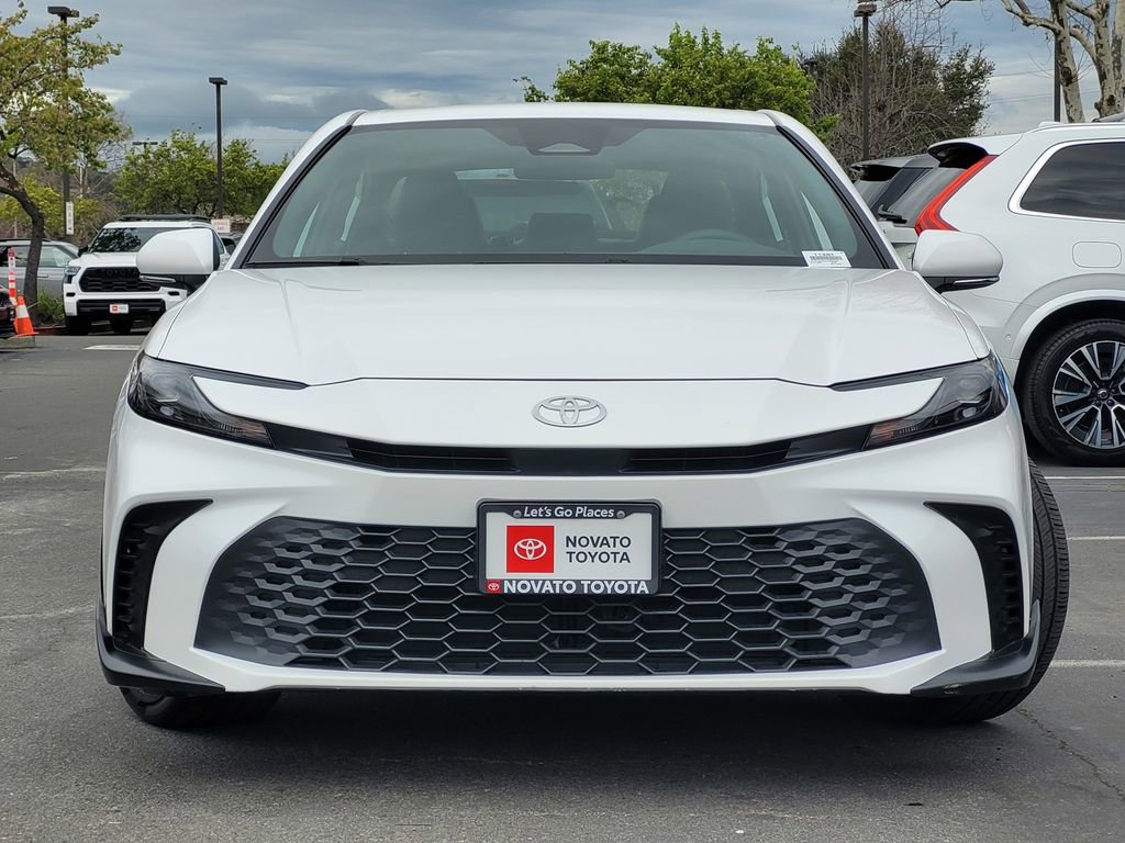 Used 2026 Toyota Camry SE FWD image 2
