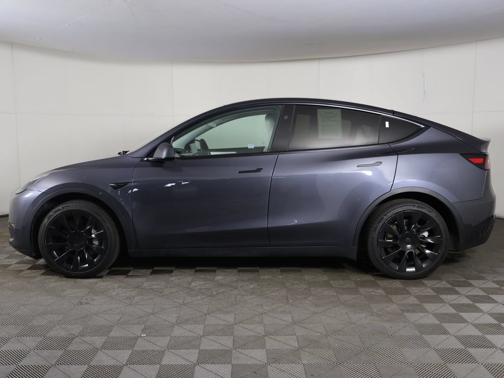 Used 2023 Tesla Model Y Long Range AWD/4WD image 17
