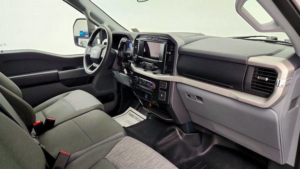 Used 2022 Ford F150 XLT w/ XTR Package AWD/4WD image 23