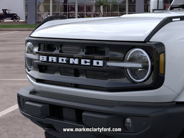 New 2026 Ford Bronco Outer Banks AWD/4WD image 19