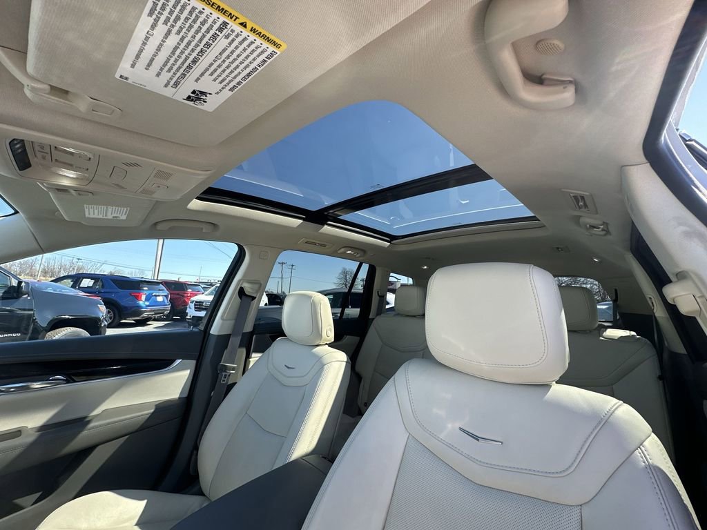 Used 2024 Cadillac XT6 Premium Luxury w/ Technology Package image 22