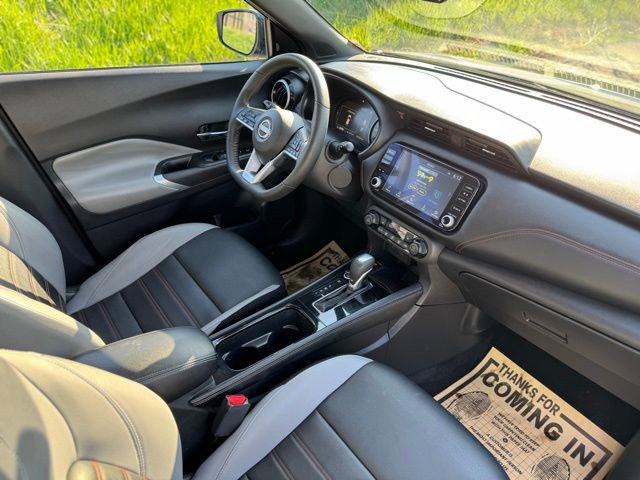Used 2023 Nissan Kicks SR w/ SR Premium Package FWD image 19