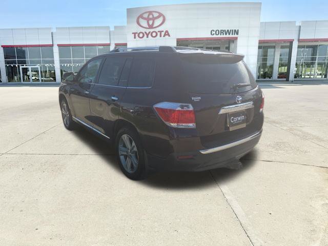 Used 2012 Toyota Highlander Limited w/ Tow Pkg FWD image 5
