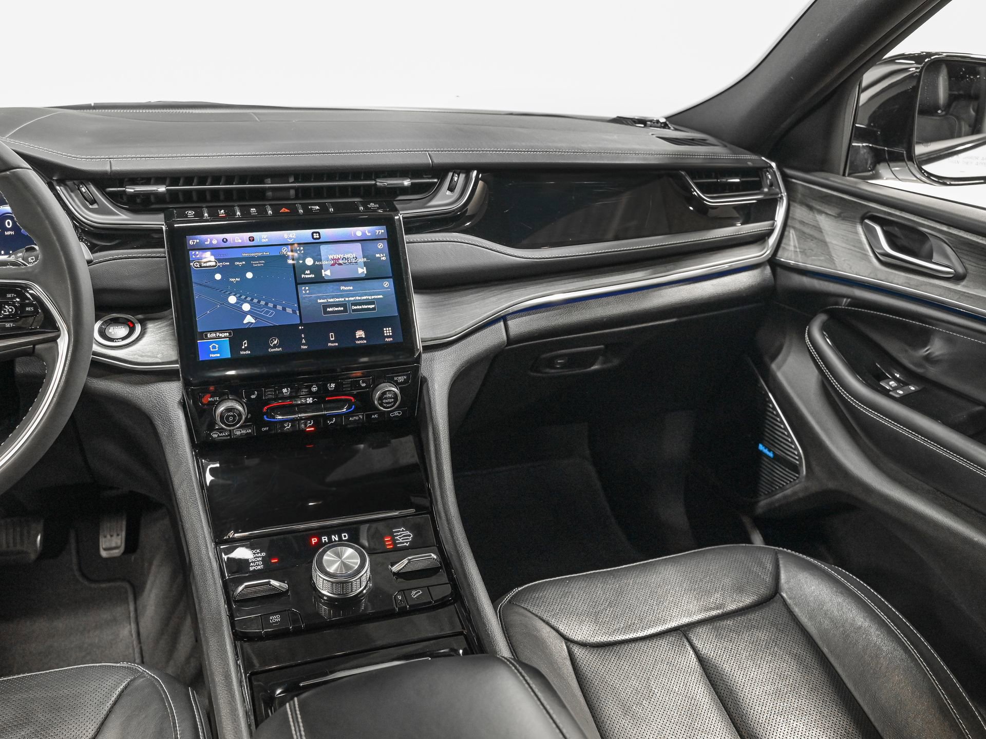 Used 2023 Jeep Grand Cherokee L Overland image 28