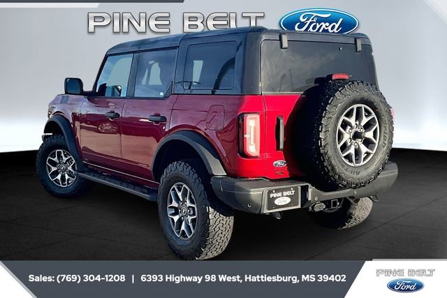 Used 2025 Ford Bronco Badlands image 2