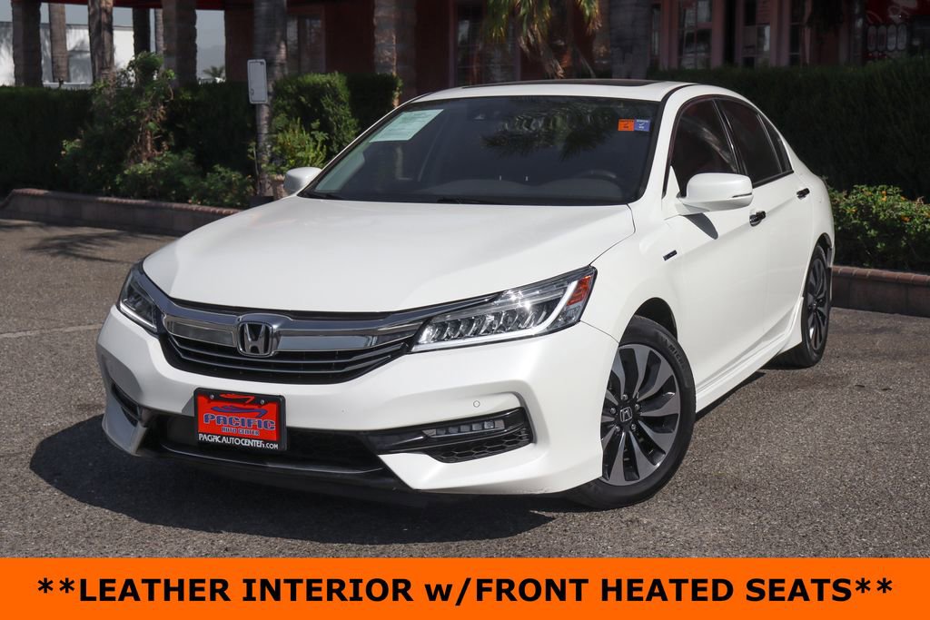 Used 2017 Honda Accord Touring image 4