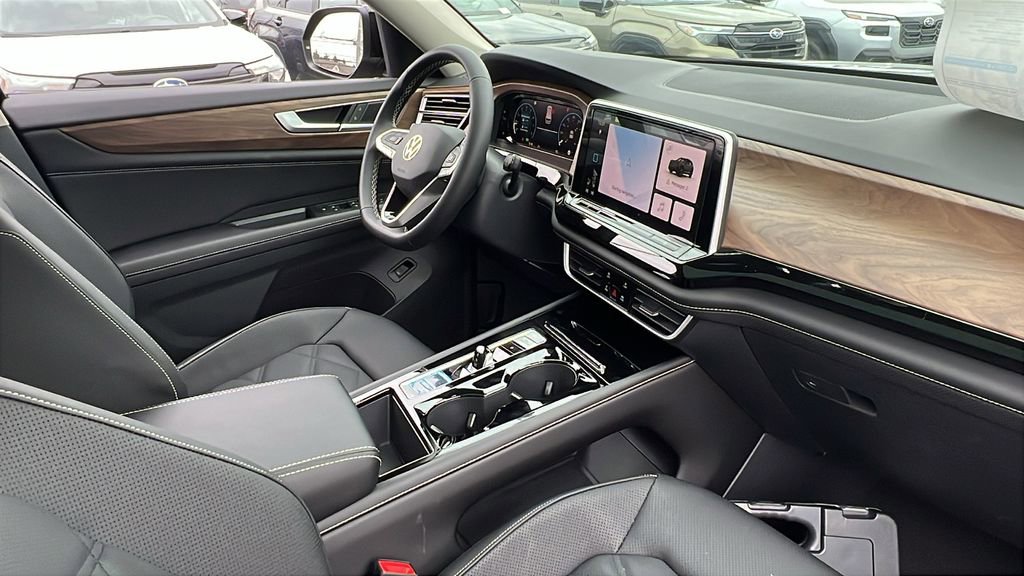 New 2026 Volkswagen Atlas SE image 11