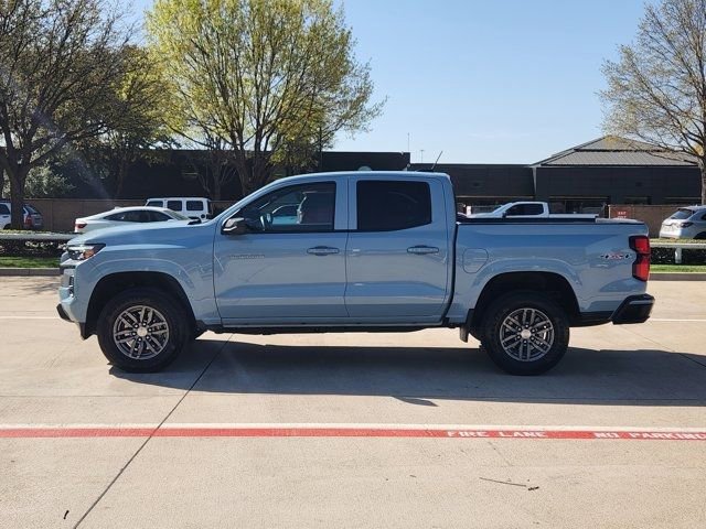Used 2025 Chevrolet Colorado LT w/ LT Convenience Package image 12