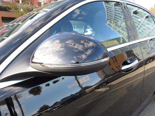 Used 2025 Mercedes-Benz C 300 4MATIC Sedan image 25