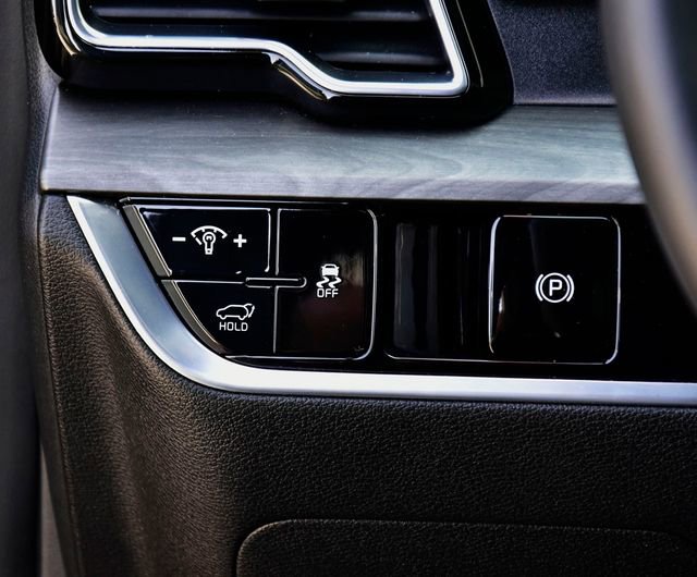 Certified 2024 Kia Sportage X-Pro Prestige image 28
