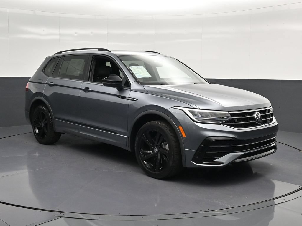 Used 2023 Volkswagen Tiguan SE R-Line FWD image 5