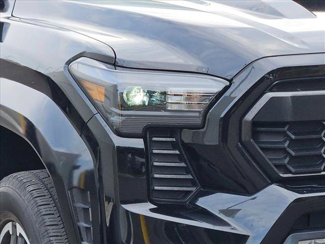 Used 2024 Toyota Tacoma TRD Sport RWD image 4