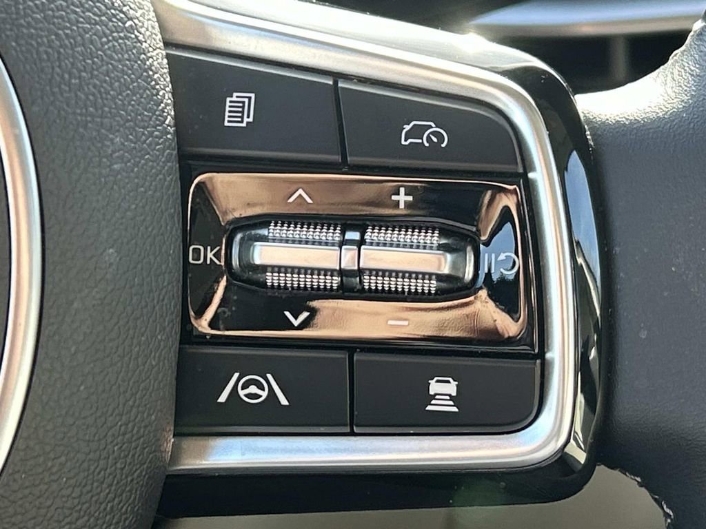 Used 2025 Kia Sorento EX w/ Panoramic Sunroof Package AWD/4WD image 34