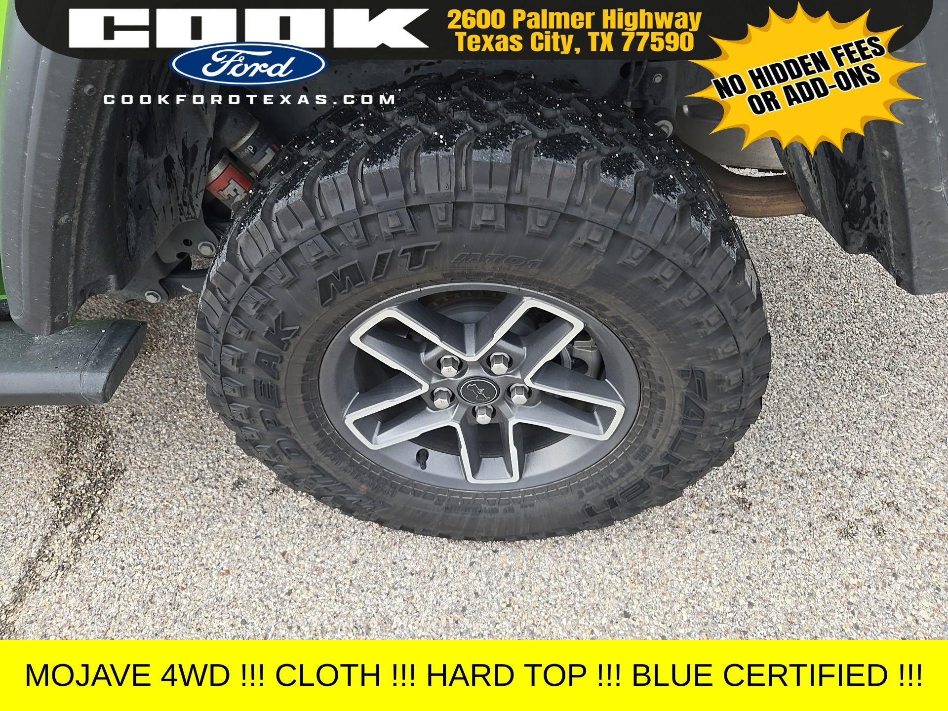 Used 2025 Jeep Gladiator Mojave w/ Convenience Group AWD/4WD image 12
