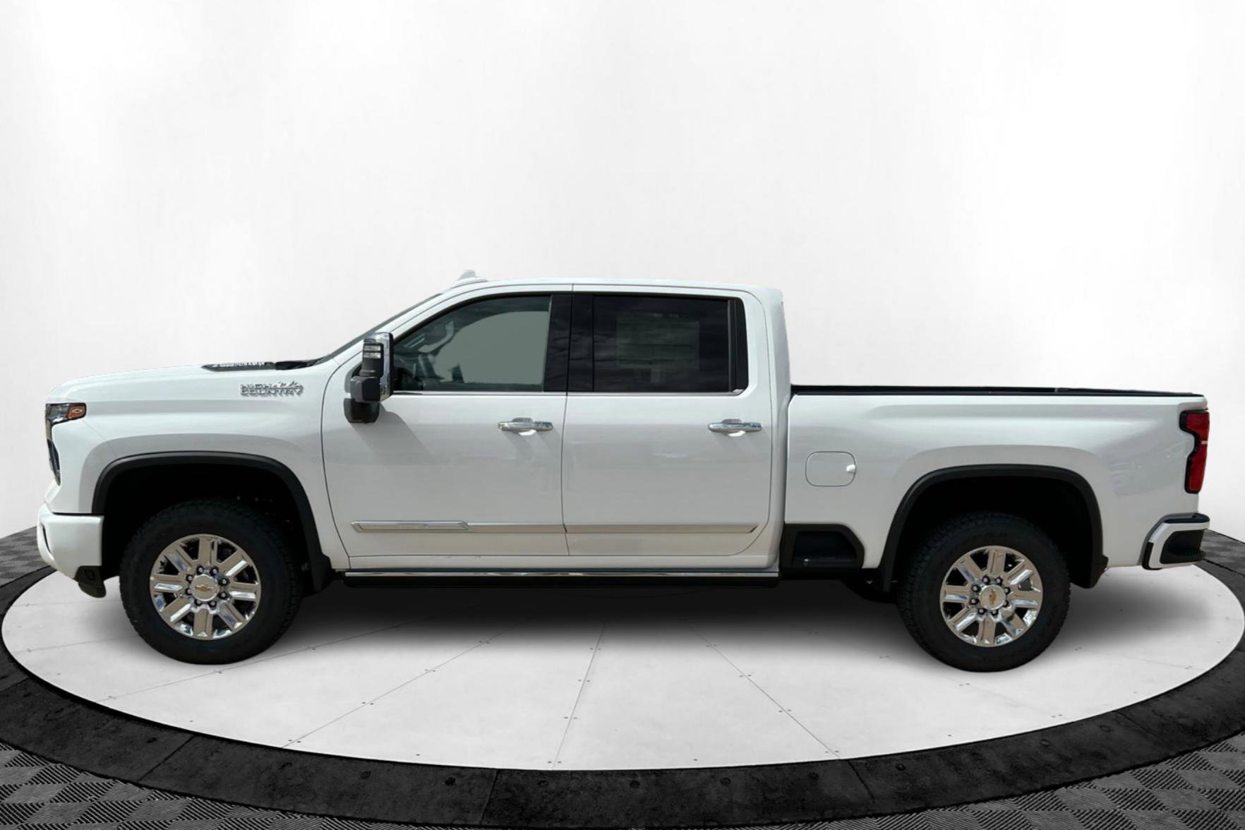 New 2026 Chevrolet Silverado 2500 High Country w/ Technology Package image 2