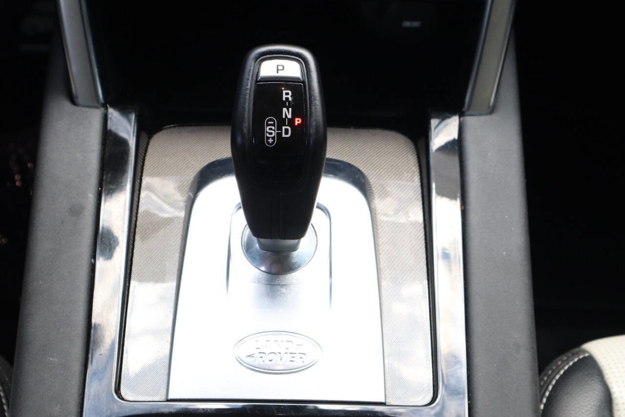 Used 2020 Land Rover Discovery Sport S R-Dynamic image 12