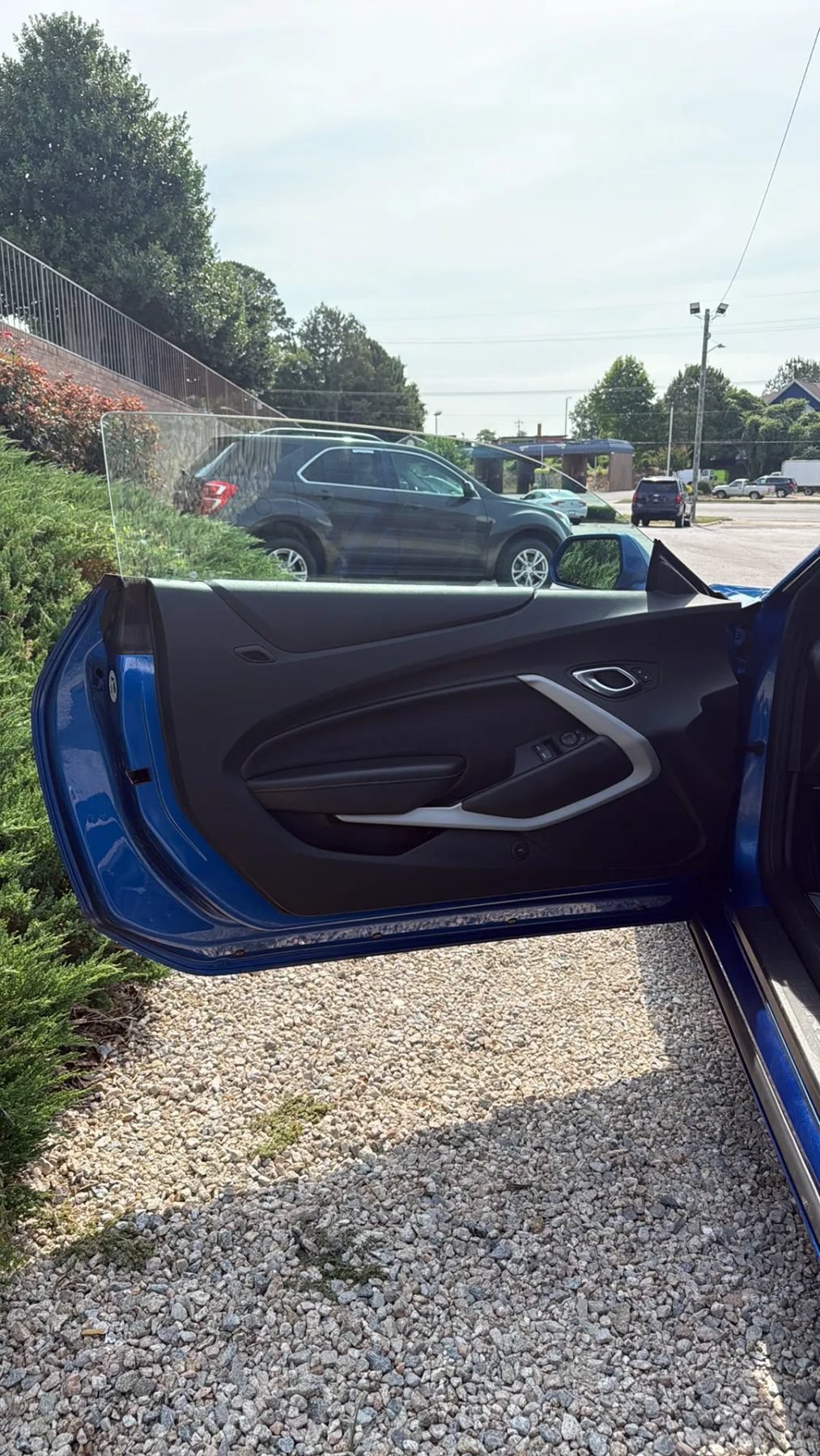 Used 2018 Chevrolet Camaro LT RWD image 11