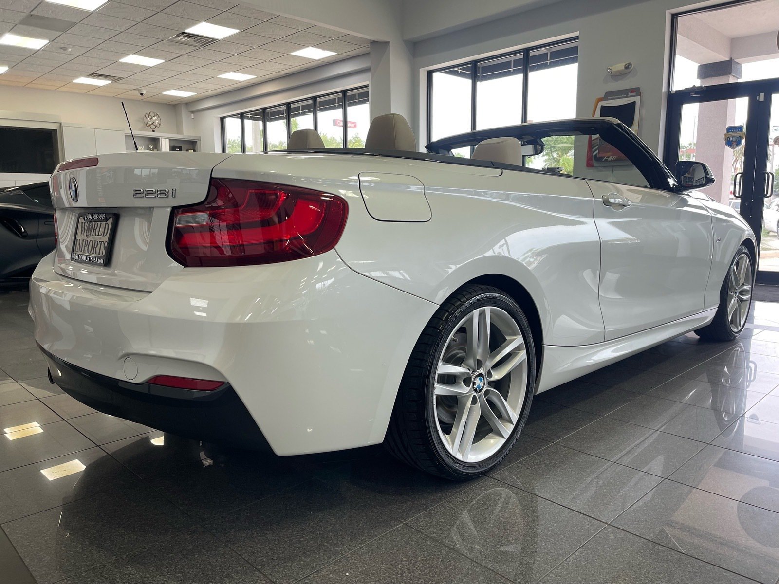 Used 2016 BMW 228i Convertible RWD image 5