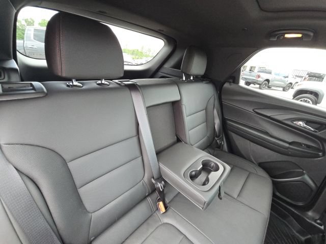 Used 2025 Chevrolet TrailBlazer RS w/ Convenience Package AWD/4WD image 16