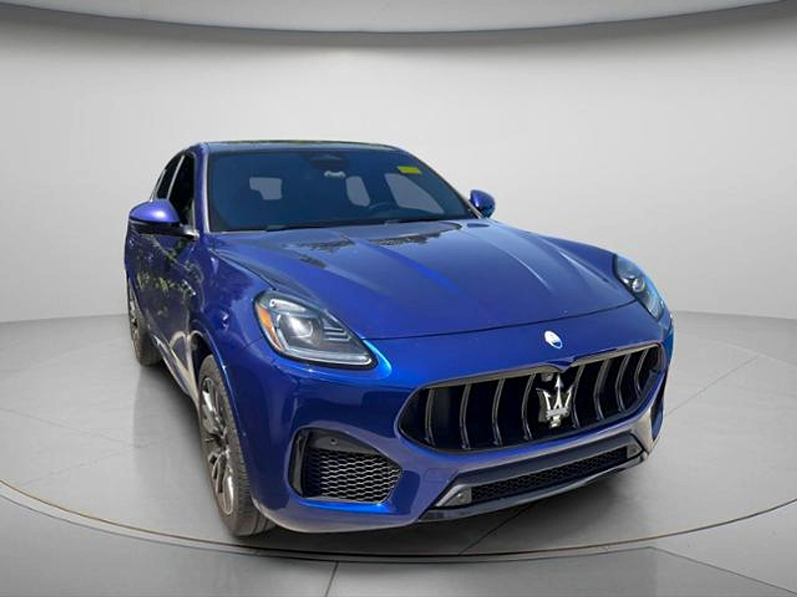 Used 2023 Maserati Grecale Modena AWD/4WD image 4