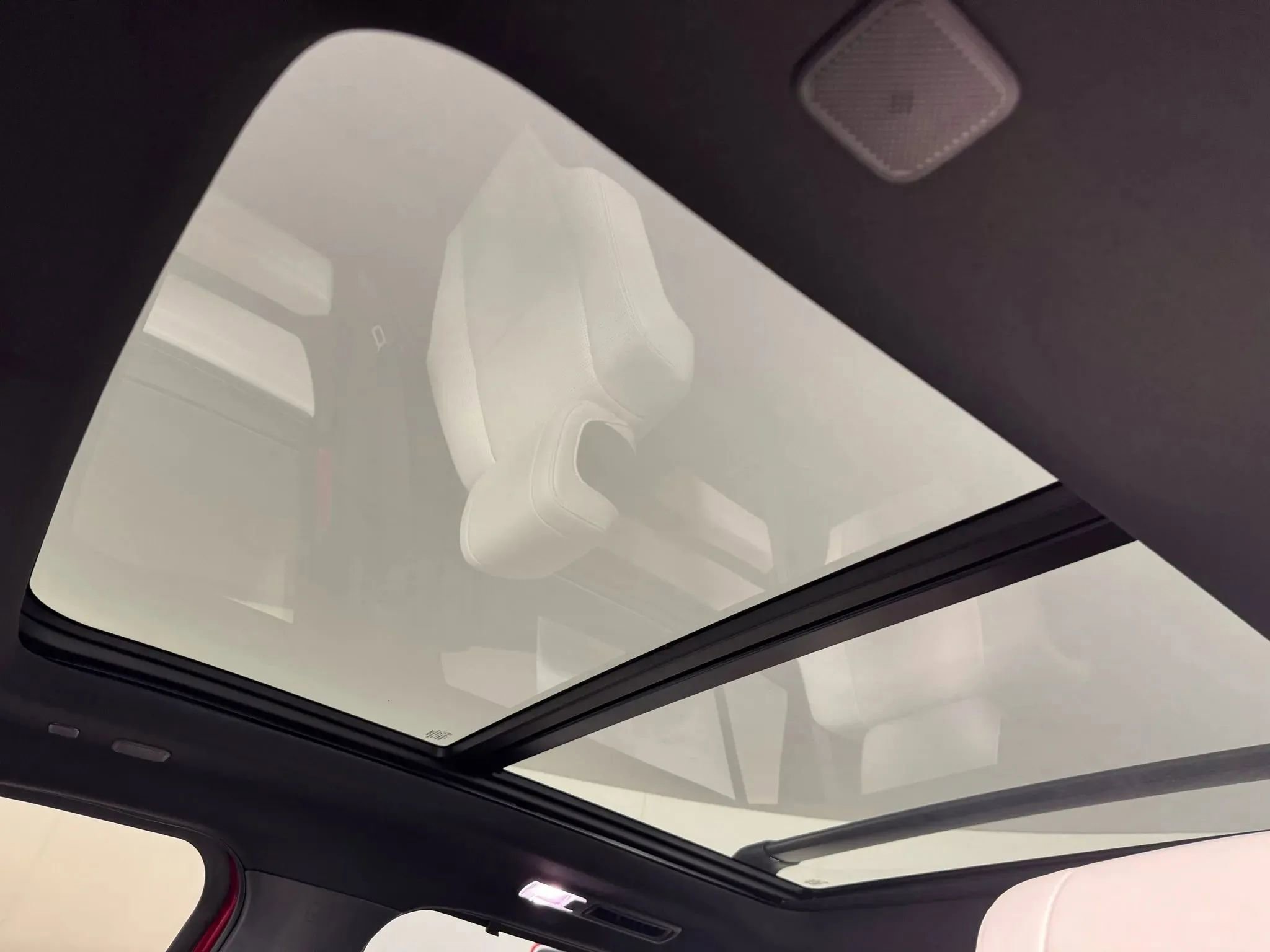 Used 2023 Toyota Sequoia Capstone image 23